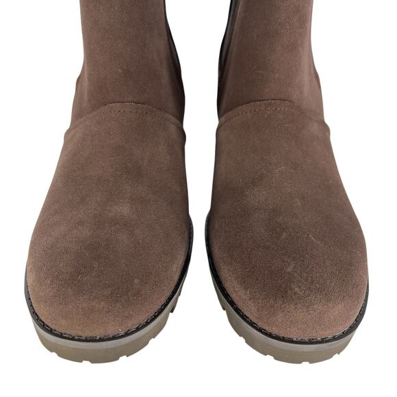 Ugg Hazel Chelsea Boot in Brown - Picture 8 of 12